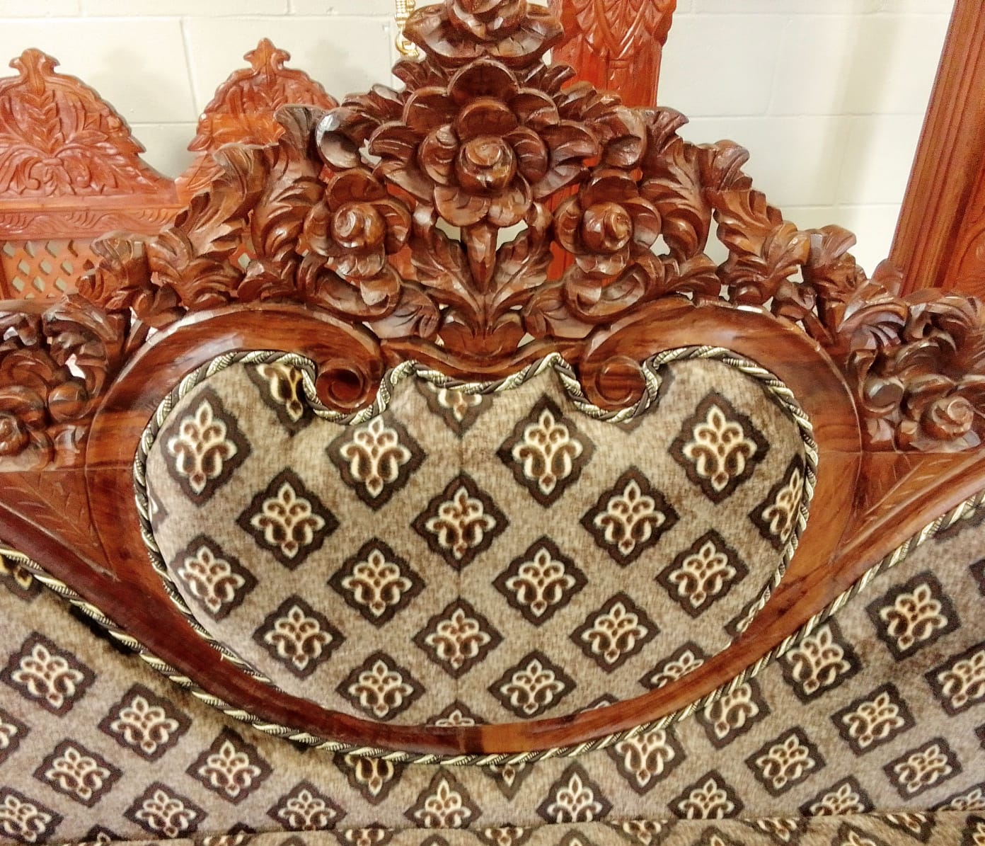 ✨ Timeless Design. 🪑 Honey finish Luxury Handcrafted Sofa Set + Coffee Table | Made in Rajasthan, India 🇮🇳 Royal Craftsmanship.  🛋️ Ships from USA