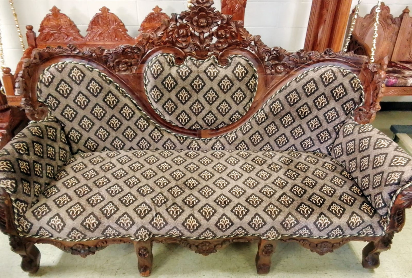 ✨ Timeless Design. 🪑 Honey finish Luxury Handcrafted Sofa Set + Coffee Table | Made in Rajasthan, India 🇮🇳 Royal Craftsmanship.  🛋️ Ships from USA